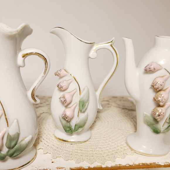 3 Vintage UCAGCO BUD VASE with Lily of the Valley Flowers circa 1946-1956 - Picture 4 of 9